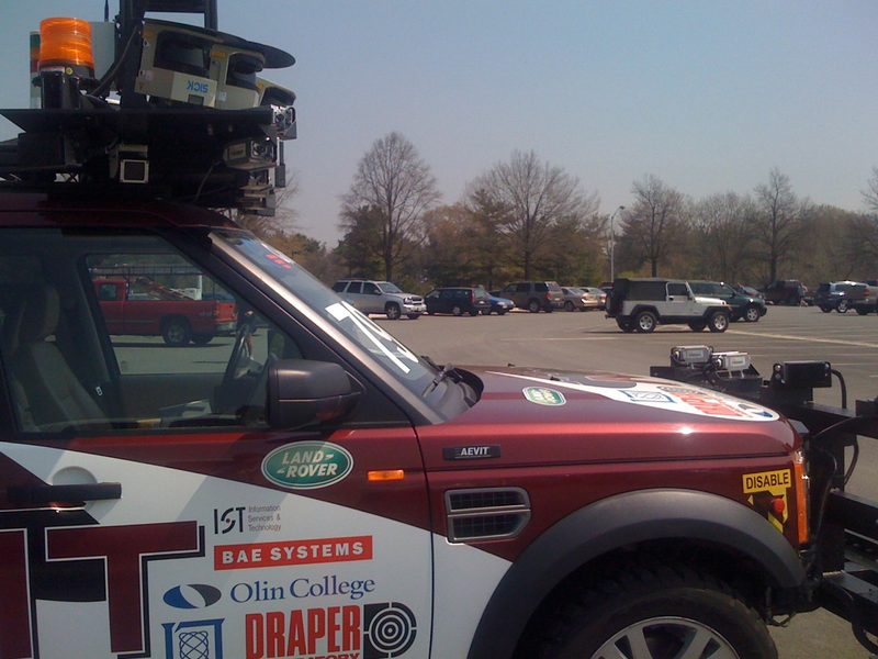 Illustration for article titled DARPA Urban Challenge Cars Invading Pentagon Parking Lot